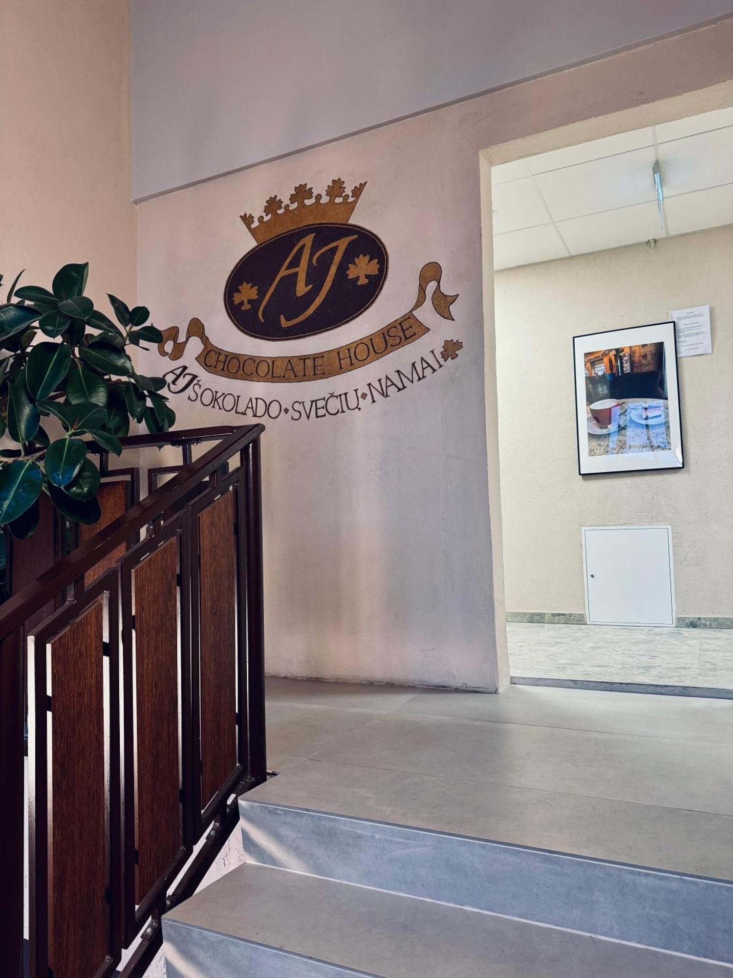 Aj Chocolate Vilnius Hotel Eksteriør billede